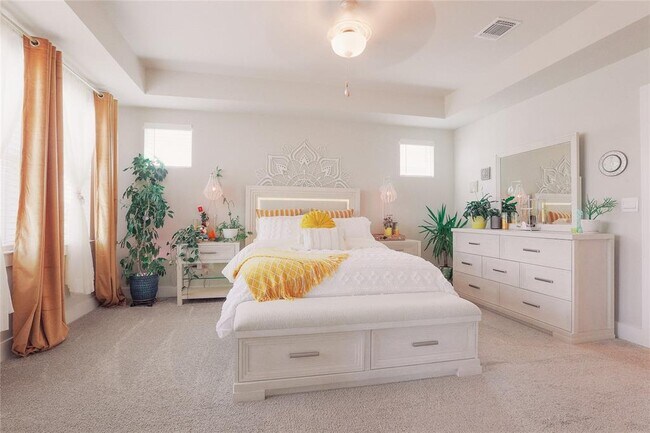 Building Photo - 7401 Grand Linden Wy