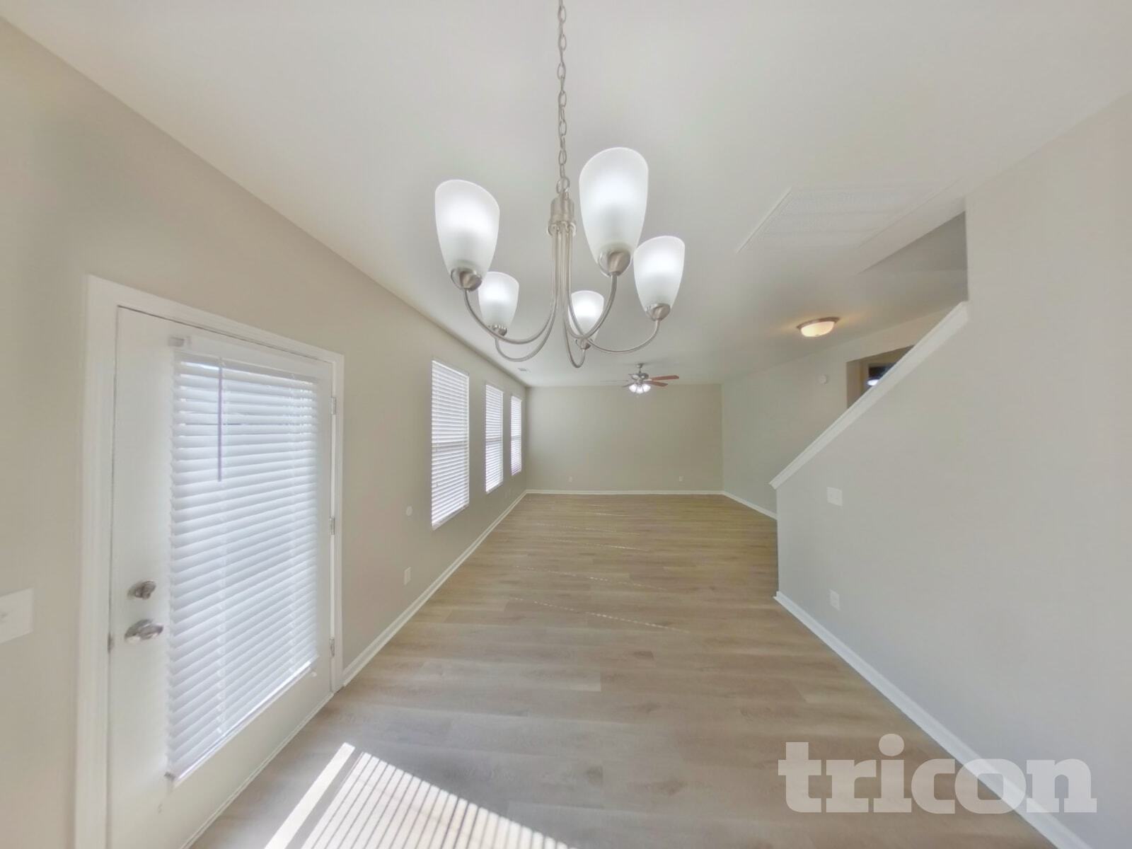 Building Photo - 2541 Miranda Dr