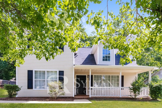 Primary Photo - The living is easy in this 3 bedroom, 2 bathroom home