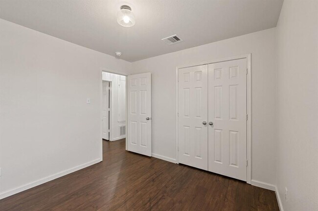 Building Photo - 240 Nectar Dr