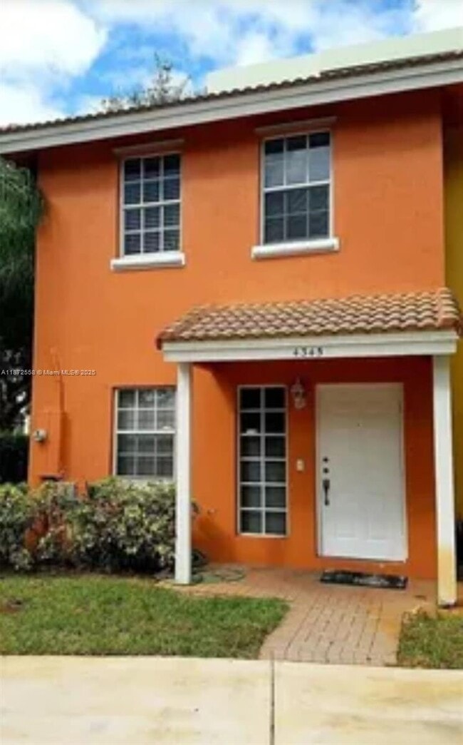 Building Photo - 4345 NW 69th Terrace