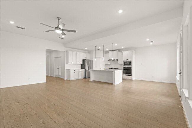 Building Photo - 21918 Wycombe Ter Wy