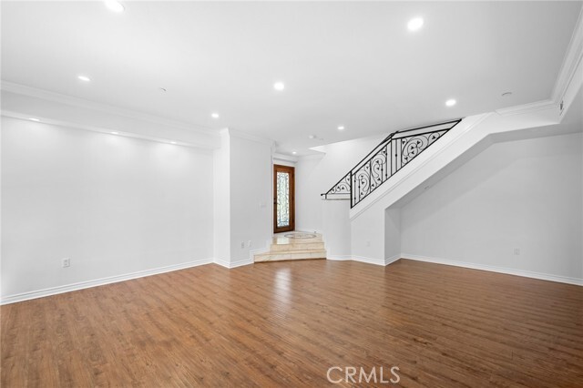 Building Photo - 345 W Loraine St
