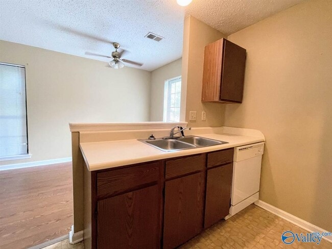 Building Photo - 111 Westscott Dr