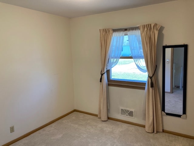 Building Photo - 6224 Kyle Ave N