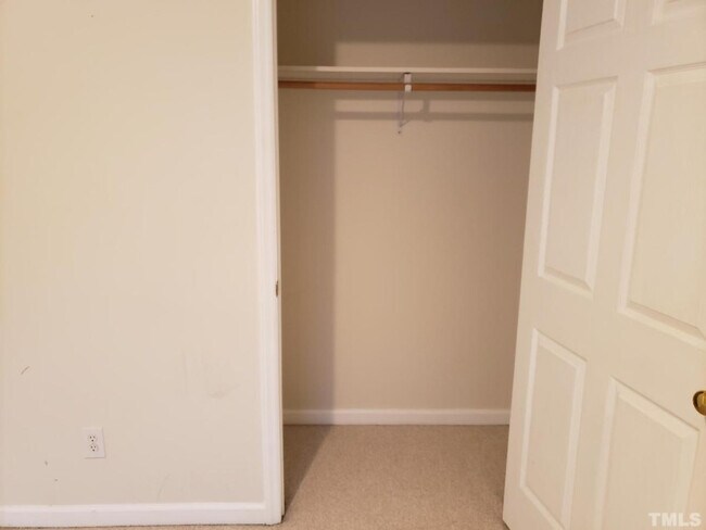 Building Photo - 1213 Cross Link Rd, Raleigh, NC 27610