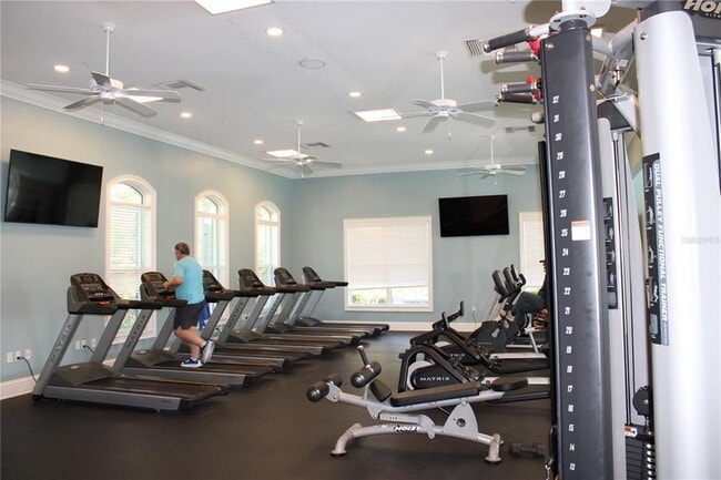 Building Photo - 21645 Avon Park Ct