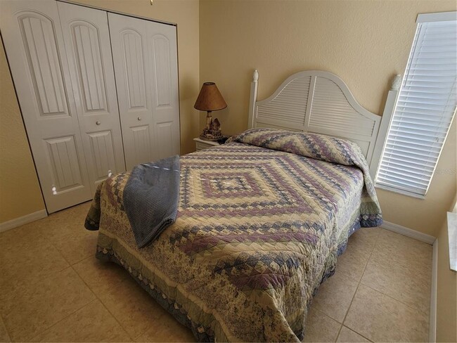 Building Photo - 9458 Modesto Cir