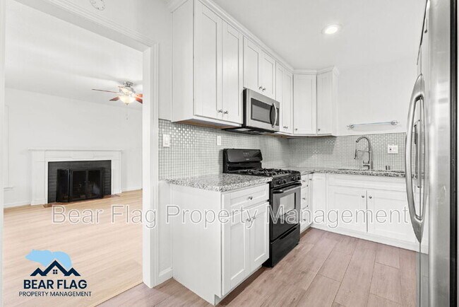 Building Photo - 4551 Orinda Way