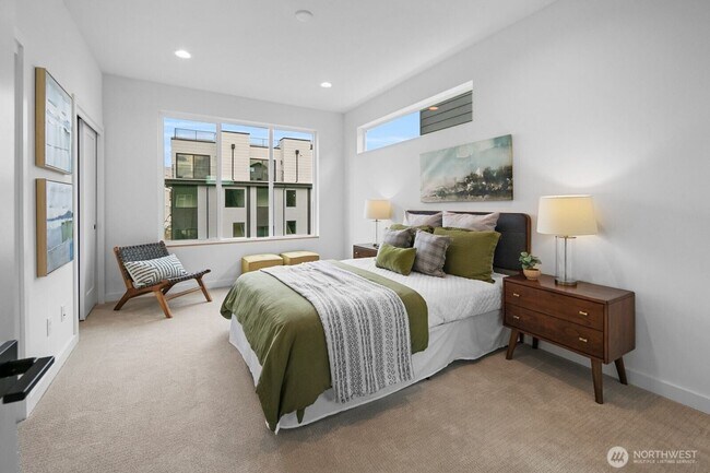 Building Photo - New Luxury Townhome in Seattle 2bed/2bath ...