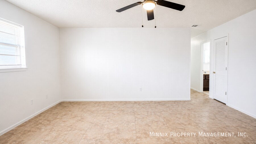 Building Photo - 7306 Avenue W