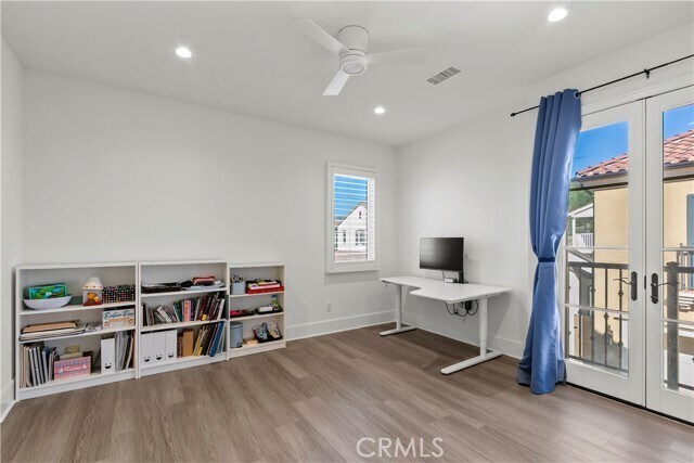 Building Photo - 112 Vigna