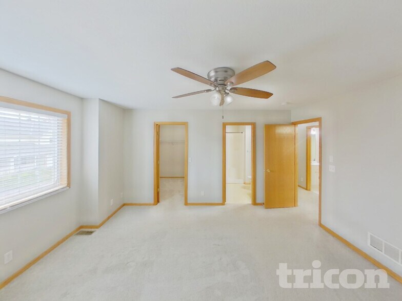 Building Photo - 13758 Flay Ave N