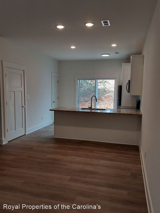 Building Photo - 2 br, 1 bath House - 186 Watering Trough Rd