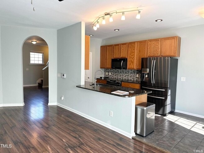 Building Photo - 606 Sawcut Ln