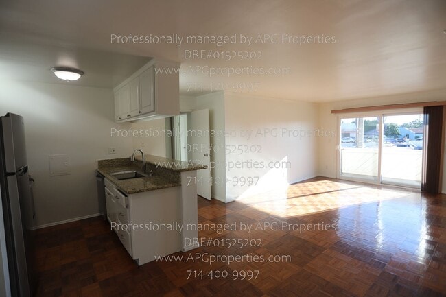 Building Photo - 5585 E Pacific Coast Hwy