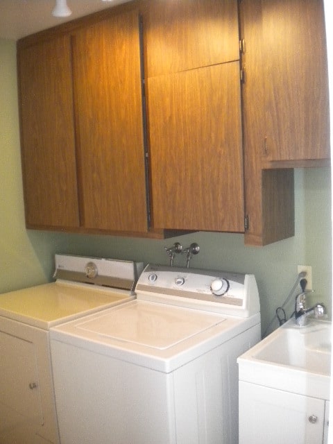 Building Photo - Peacock Hills, 55+ Community