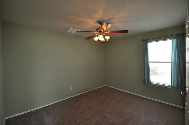 Building Photo - 12207 Tawney Ct