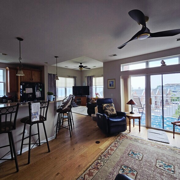 Great room view - 3872 S Lake Dr