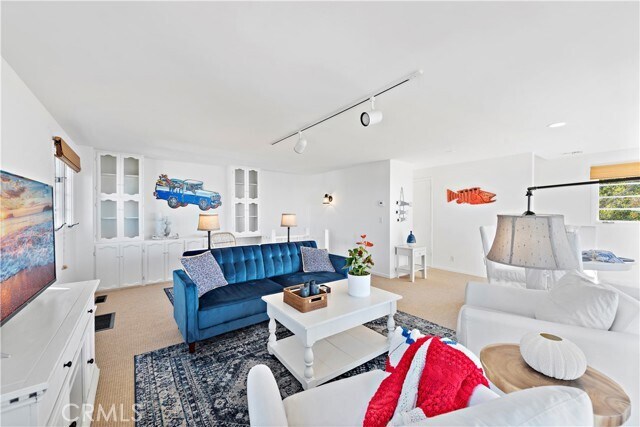 Building Photo - 2173 Crestview Dr