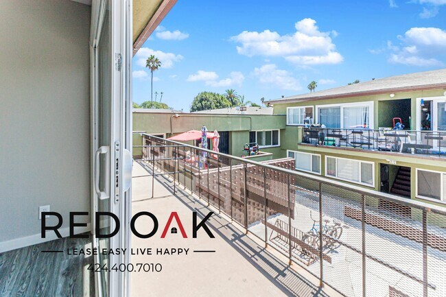 Building Photo - 4024 Nicolet Ave