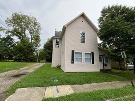Building Photo - 422 Chase St