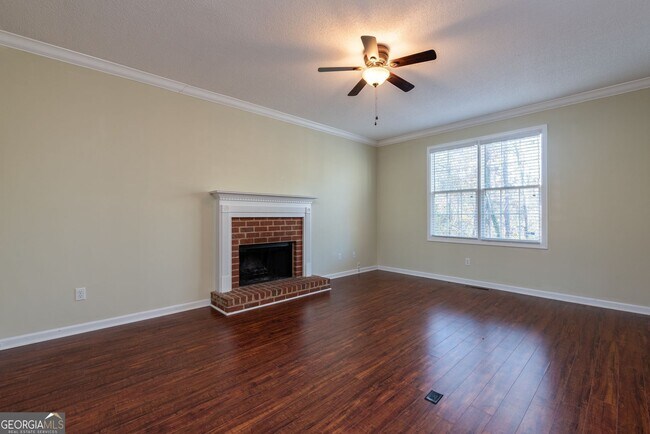 Building Photo - 135 Sandwood Dr