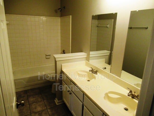 Building Photo - 6836 Spring River Rd