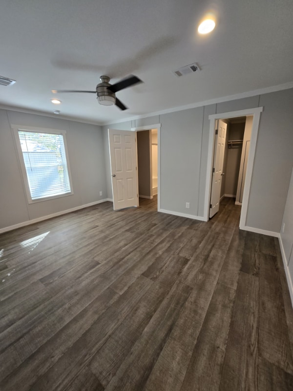 Building Photo - 3000 S 9th Ave