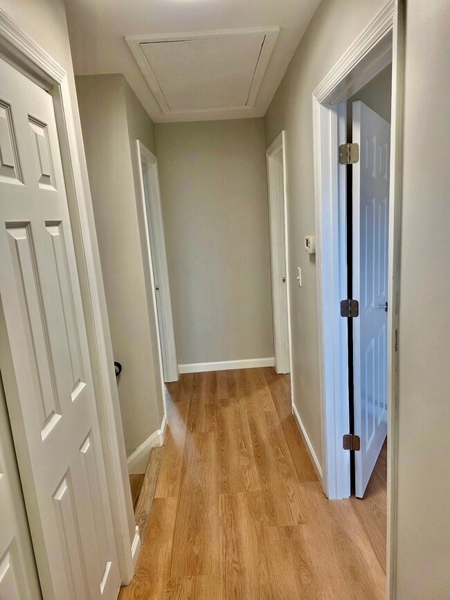 Building Photo - 69 Homestead Ln