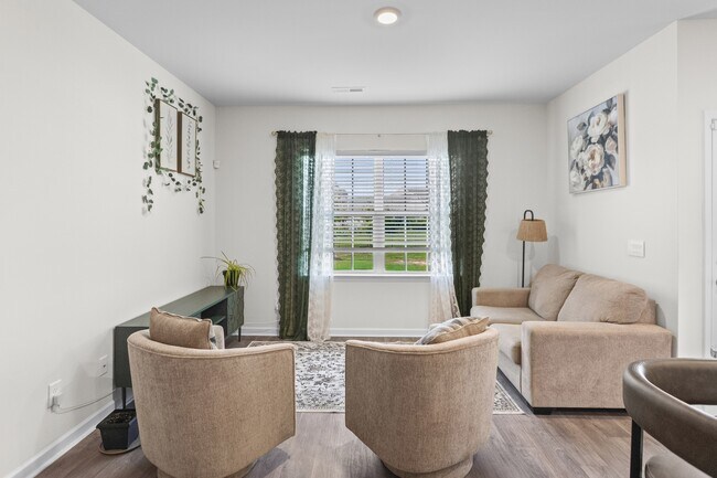 Building Photo - 3610 Sedge Dr