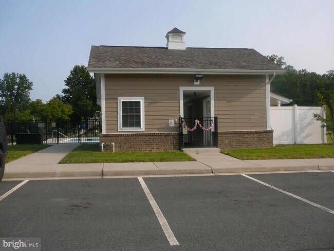 Building Photo - 2614 Wheatland Station Way
