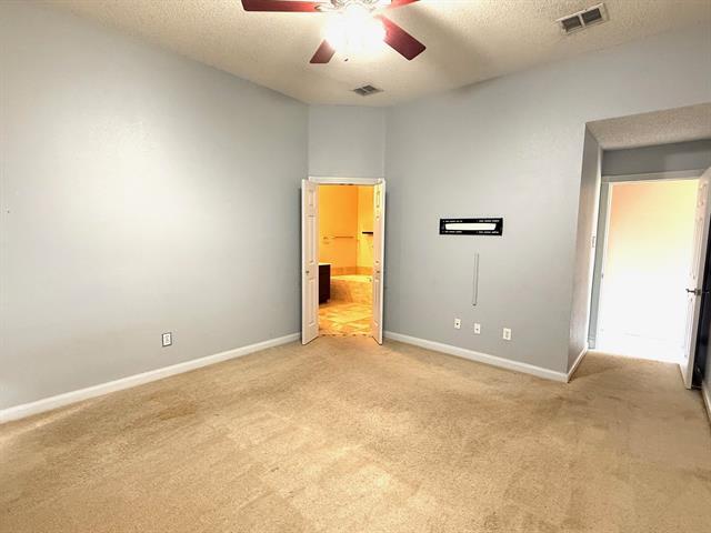 Building Photo - 1516 Northaven Dr