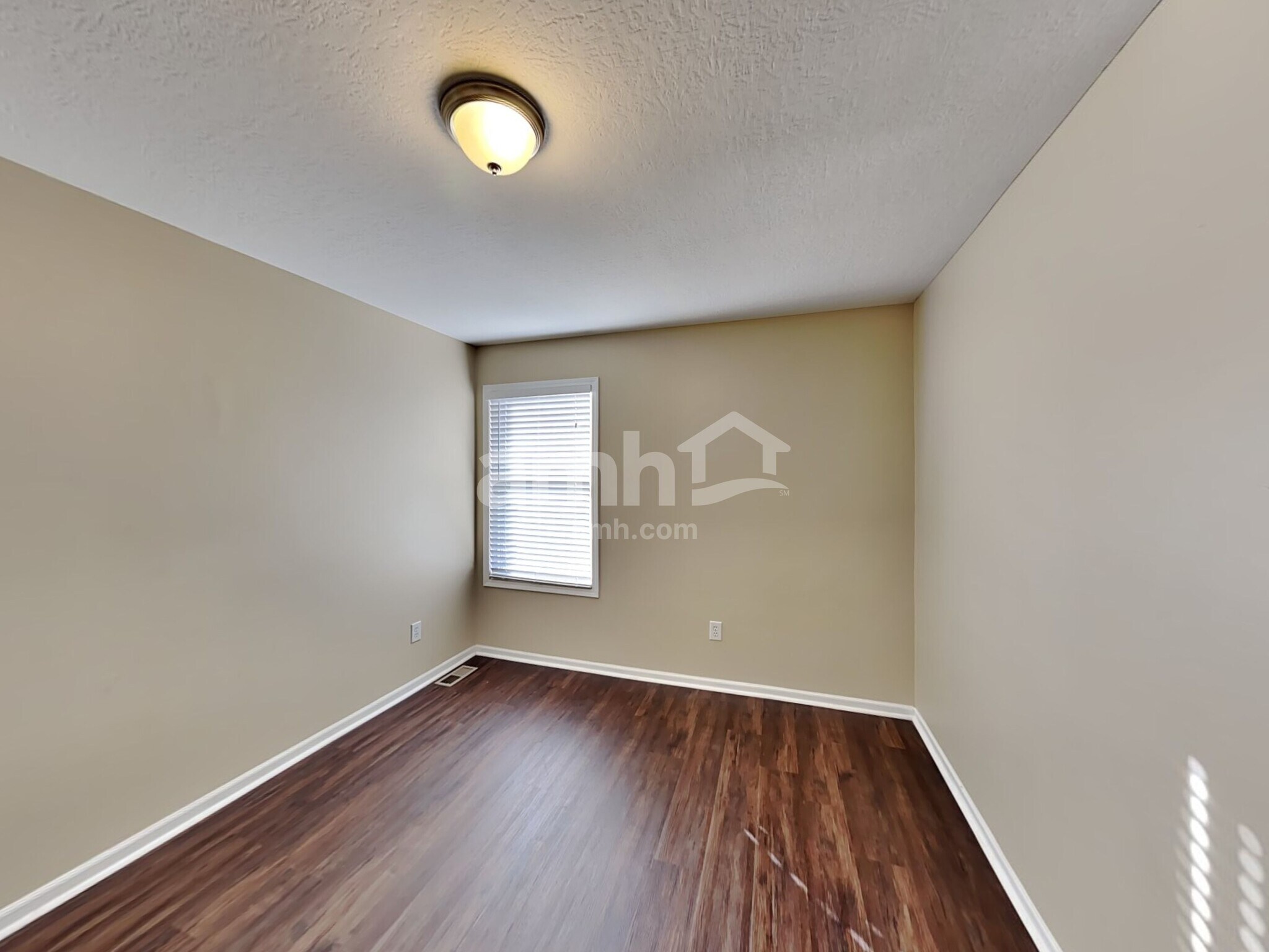 Building Photo - 5469 Boucher Dr