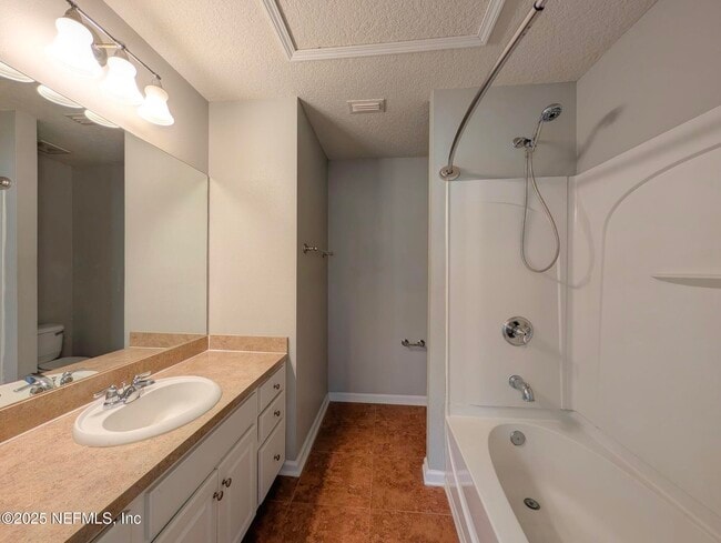 Building Photo - 8090 Summer Cove Ct