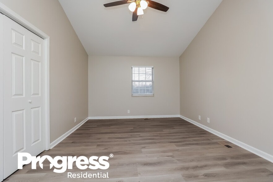 Building Photo - 1409 Woodchimes Ct