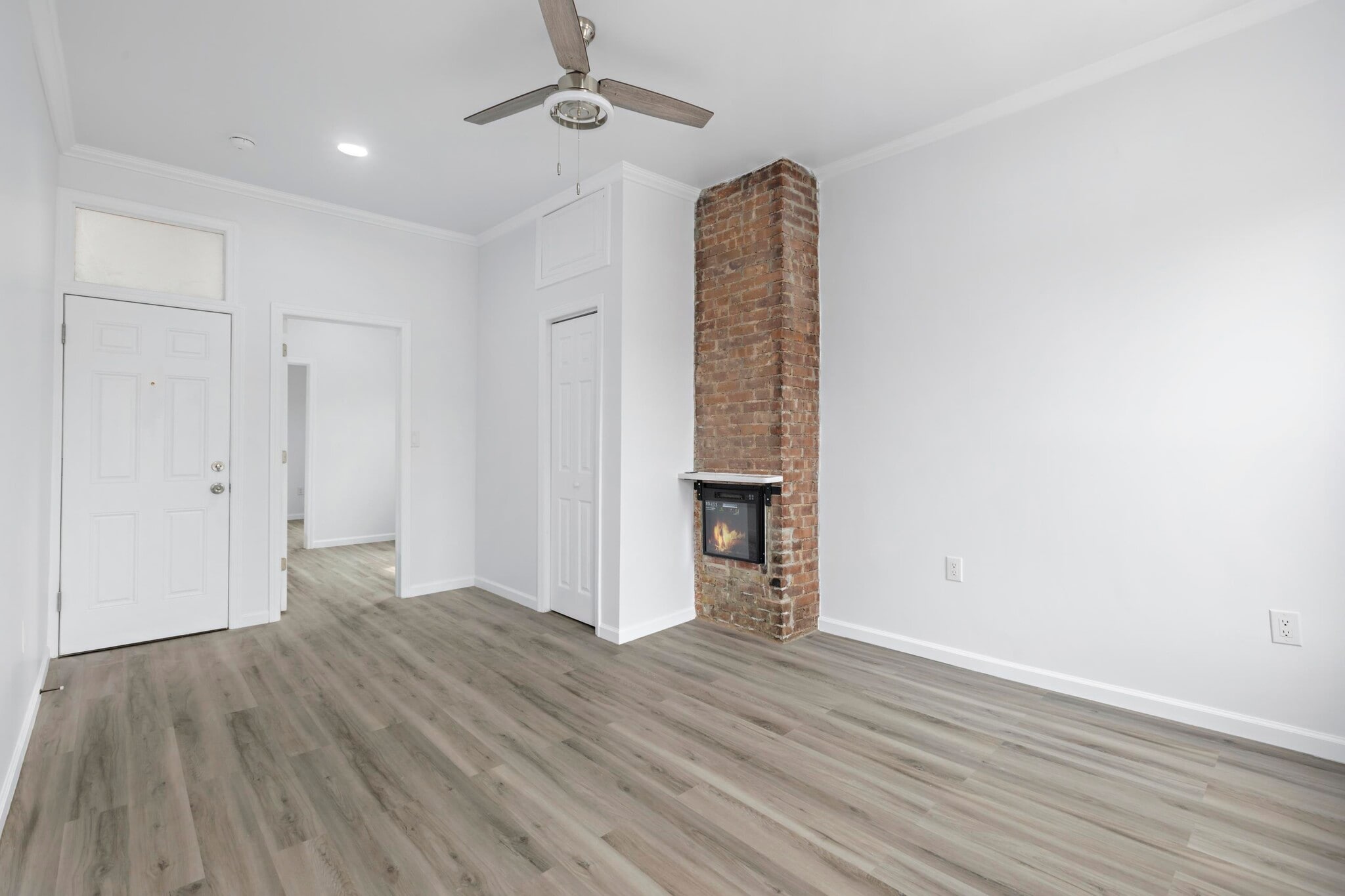 Building Photo - 20 Saint Pauls Ave