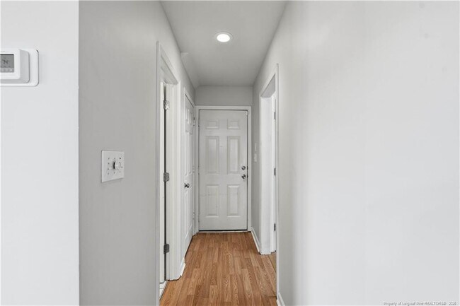 Building Photo - 2305 Gray Goose Loop