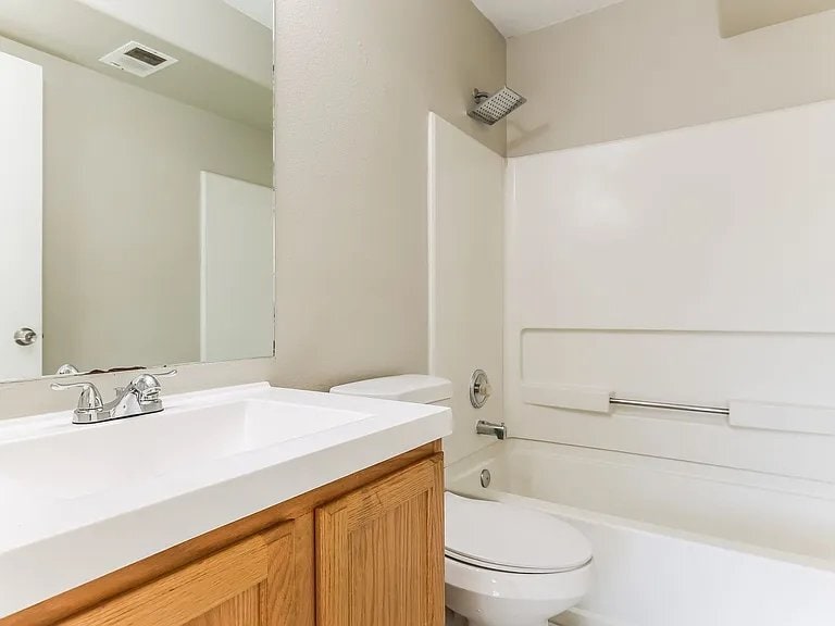 Building Photo - 5083 Helena Ct