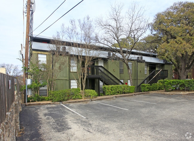 Building Photo - Escala at San Gabriel