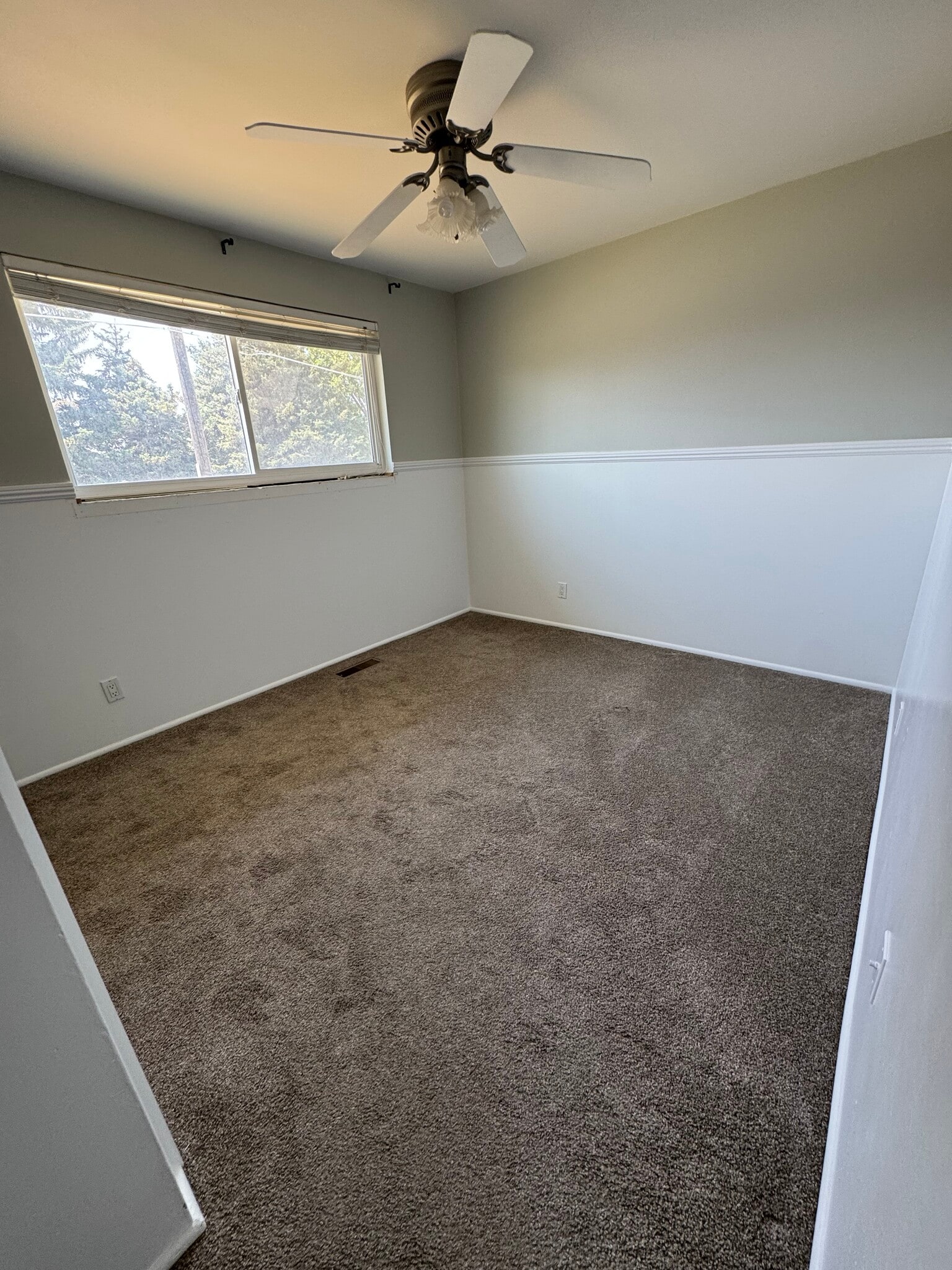 Building Photo - 3069 S 300 W