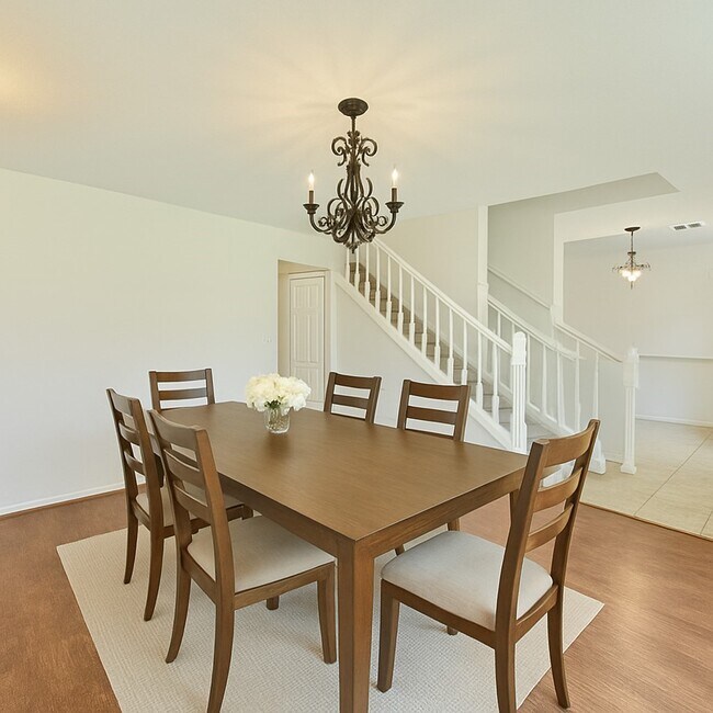 Building Photo - 7914 Oakington Dr