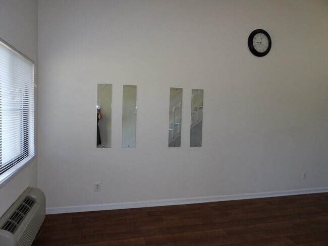 Building Photo - 1100 Possum Trot Rd
