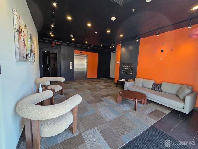 Building Photo - 120 Georges Rd