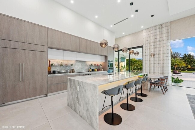 Building Photo - 8533 N Native Dancer Rd