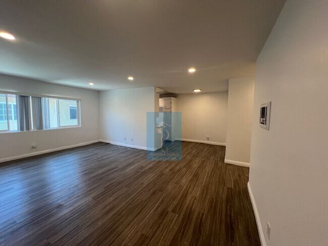 Building Photo - 2979 W 235th St