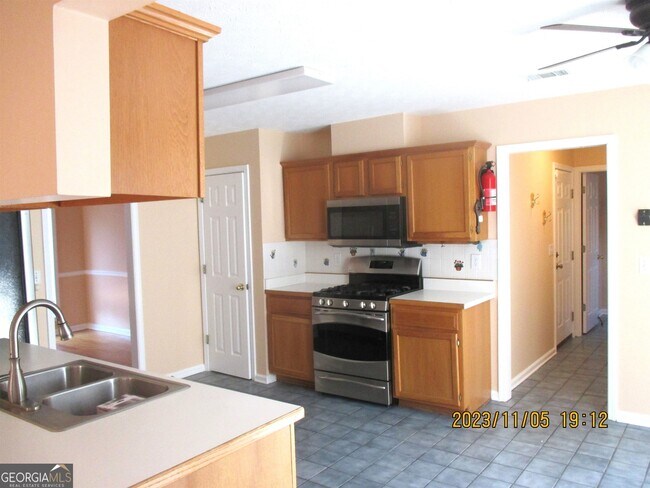 Building Photo - 1790 Summit Edge Cir