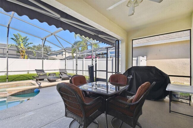 Building Photo - 258 Henley Cir