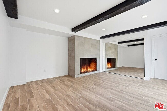 Building Photo - 5452 Harcross Dr