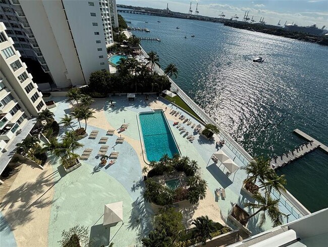 Building Photo - 1200 West Ave